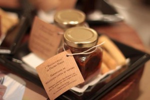 559572_153741664805395_1442613020_n