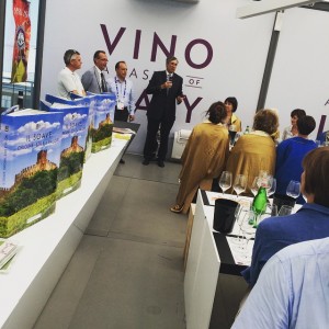 11138139_657893400976932_5088252622220207688_n