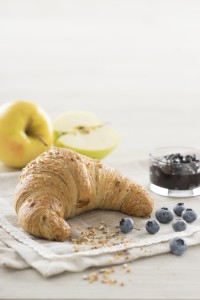 FdA_Cornetto ai cereali con Mirtillo e Mele