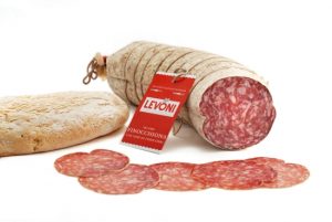 salame-finocchiona+pane-sciapo-toscano