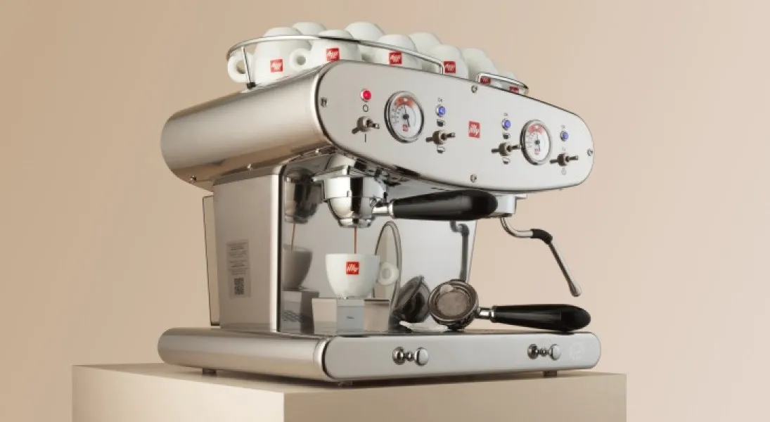 illycaffè: X2.2 E.S.E. la  macchina professionale che celebra i 50 anni della cialda in carta