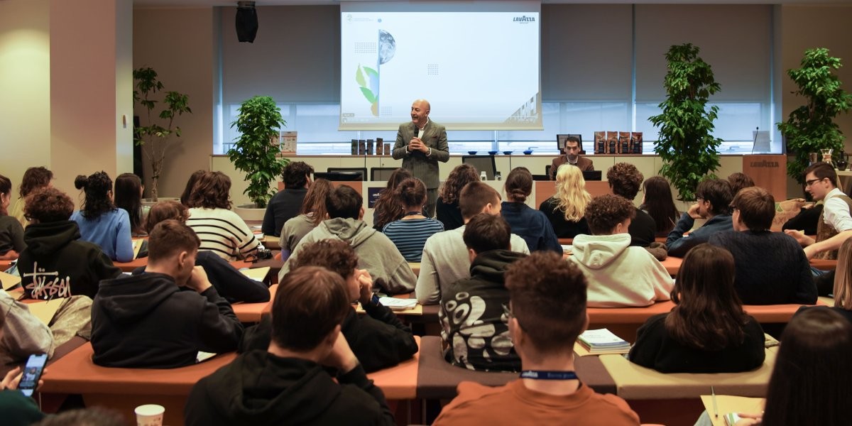 Fomazione: il Training Center Lavazza ospita gli studenti dell’Università di Pollenzo