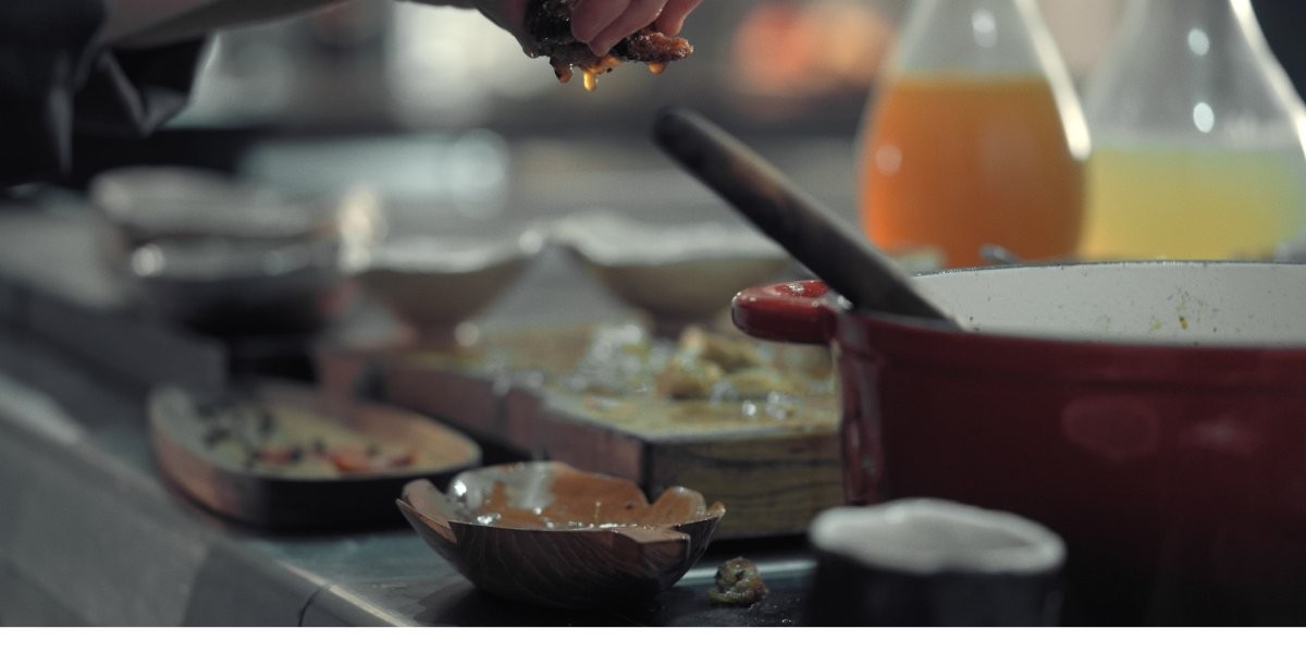 Parte Flavoury, piattaforma di streaming globale che riunisce oltre 100 chef stellati