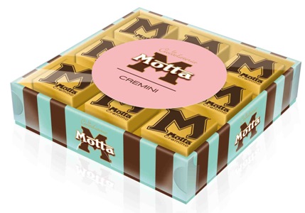 Natale Motta con delizie al cioccolato e Panettone senza glutine