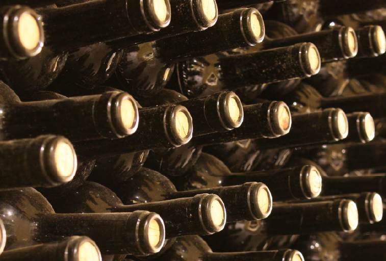 Corvo personalizza la bottiglia e Duca Enrico in limited edition