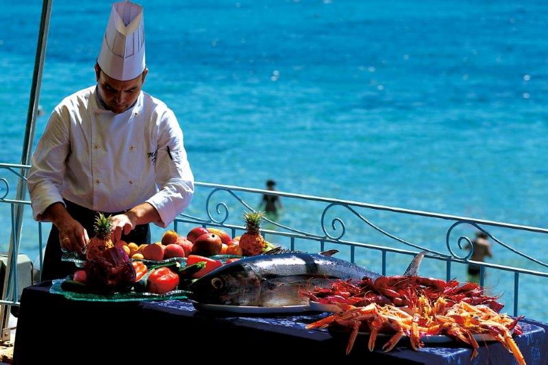 Forte Village, in Sardegna l’alta cucina diventa spettacolo