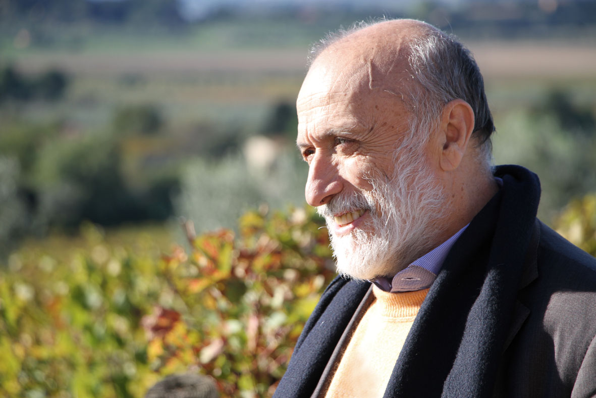Il fondatore di Slow Food Carlo Petrini parla di Terra Madre a Radio 24