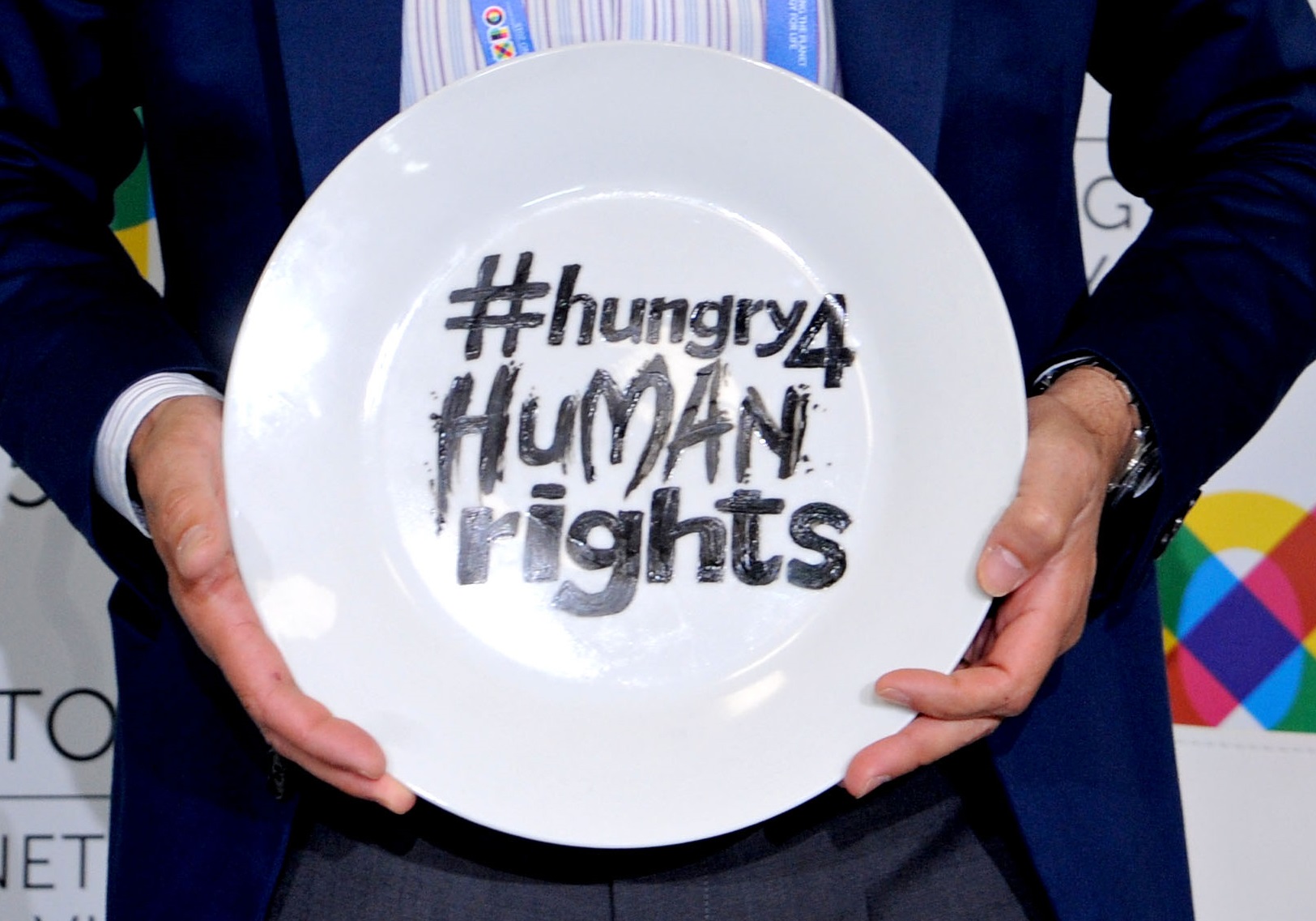 “#Hungry 4 Human Rights”: hashtag della carta per le pari opportunità