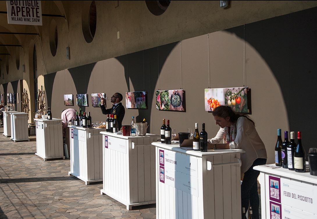 Milano, dall'1 al 3 ottobre la quinta edizione di Bottiglie Aperte