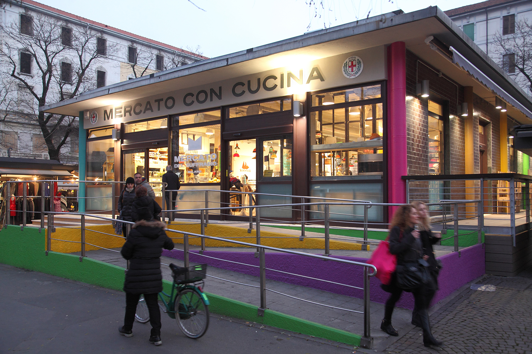 Mercato del Suffragio, street food con Zen e Frassica