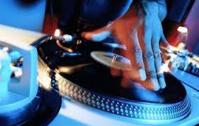 Musica nei bar e ristoranti: non serve l’autorizzazione