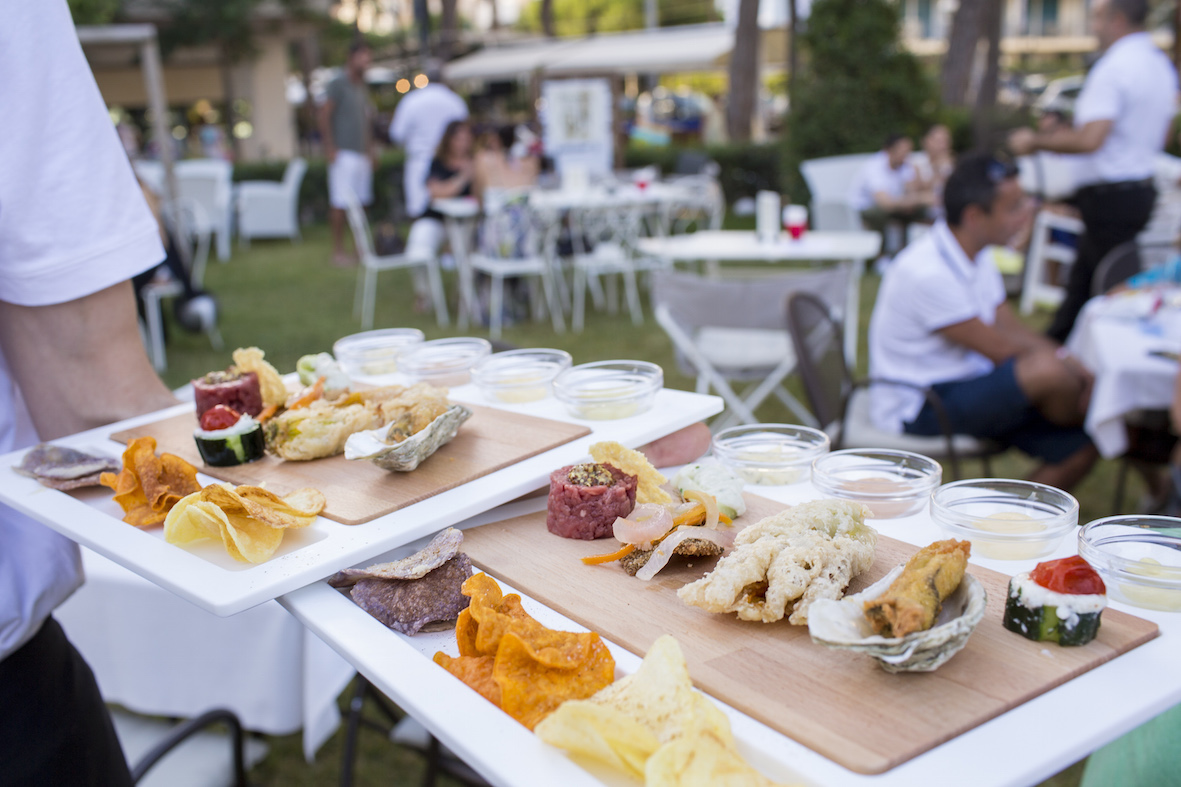 Infinito Design, le collezioni per la mise en place che fa la differenza