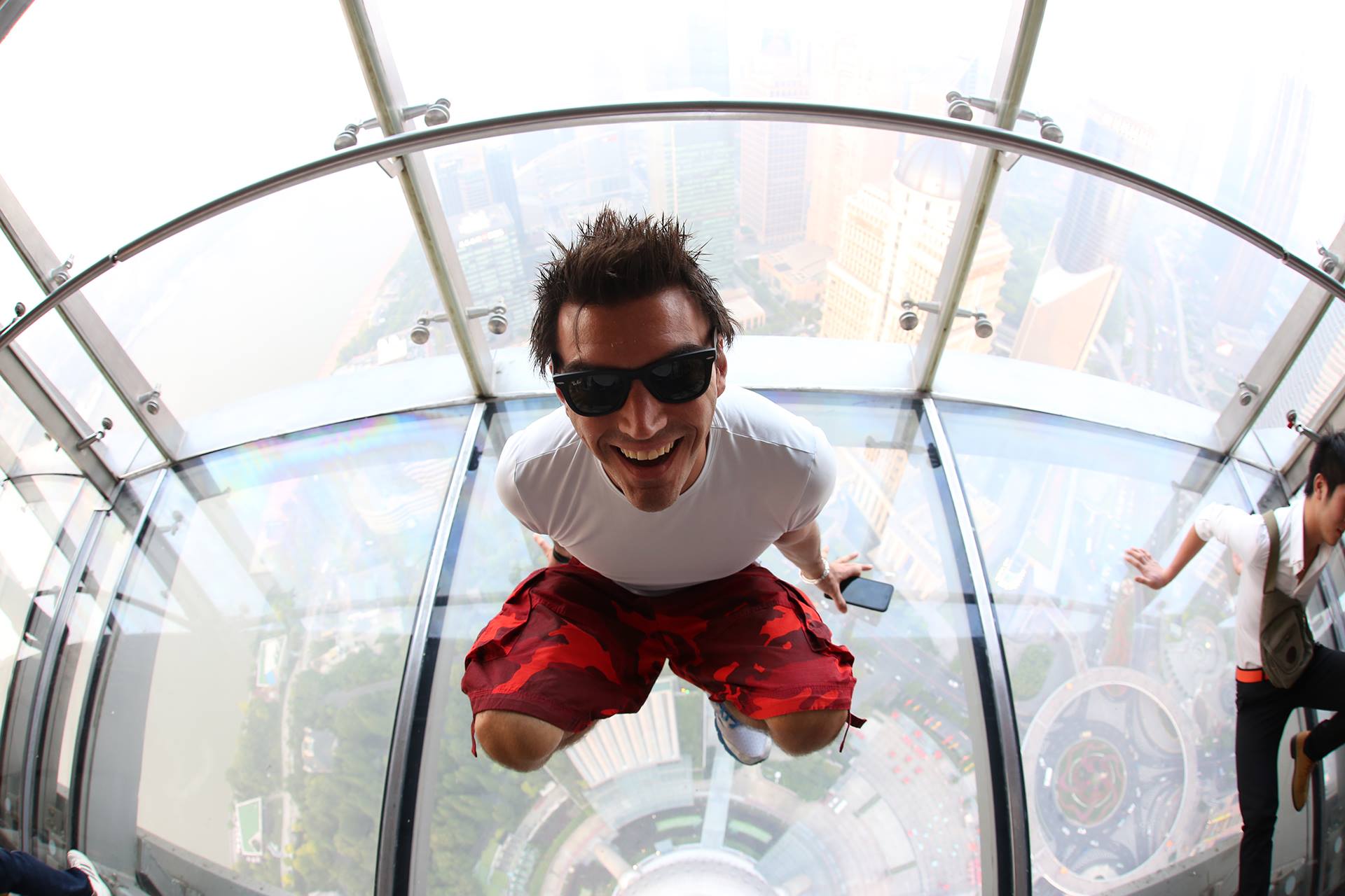 Arriva "Showdown", il nuovo hit single di Gabry Ponte