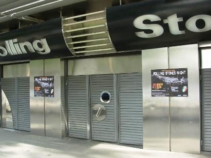 Corriere della Sera, analisi sulla chiusura delle disco