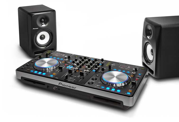 Pioneer DJ lancia la serie S-DJ X
