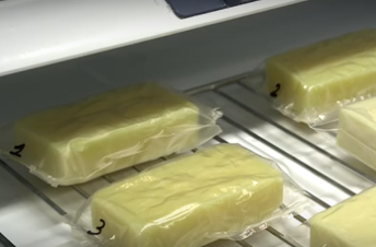 Cibo confezionato, ora la pellicola si mangia