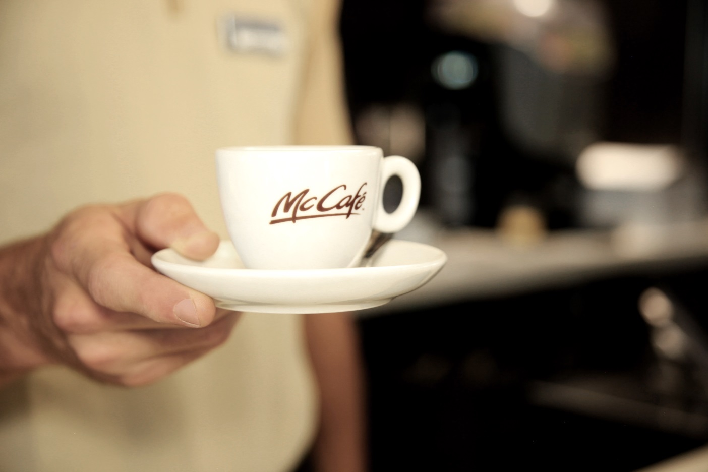 McDonald’s lancia Caffedì: il primo lunedì del mese il caffè è gratis
