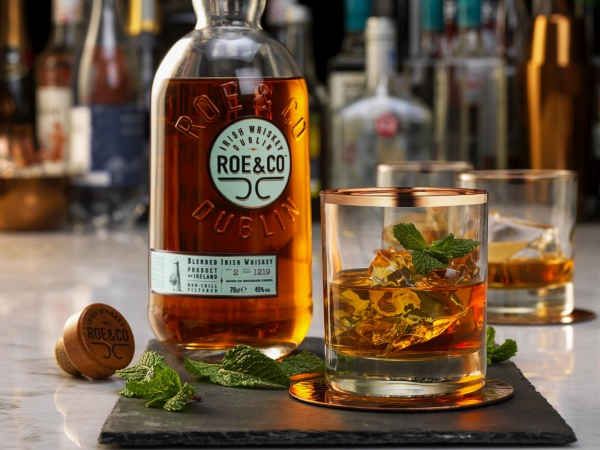 Diageo lancia il whiskey irlandese Roe & Co
