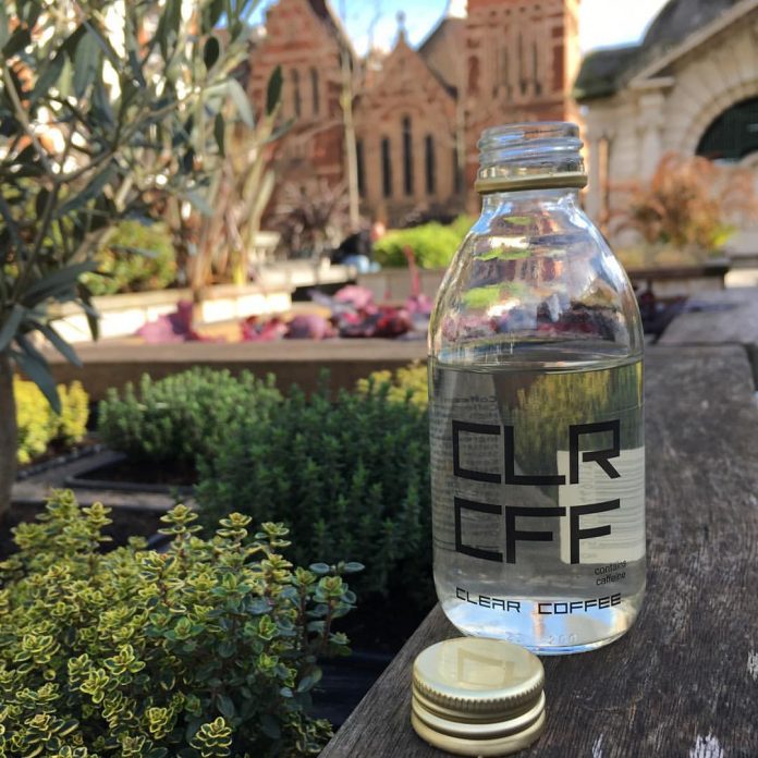 Il caffè? Da Londra arriva quello trasparente che non macchia i denti