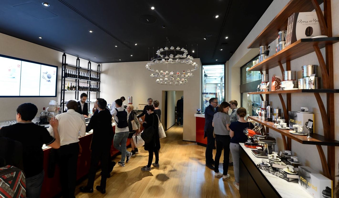 Illy Caffè via Monte Napoleone inaugura il suo gourmet all-day-dining