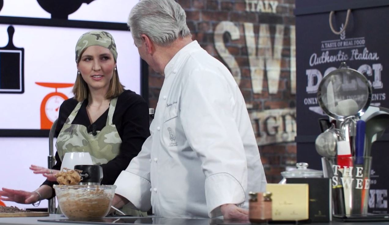 Iginio Massari The Sweetman, la torta caprese al cioccolato con Giulia