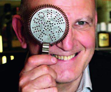 Cocktail: il barman Luca Picchi spiega com'è cambiato l’uso del ghiaccio in 50 anni