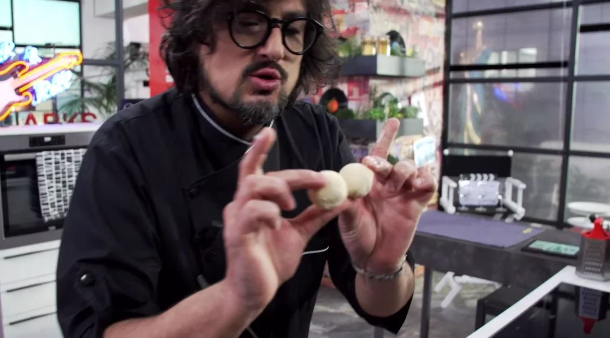 Alessandro Borghese Kitchen Sound, polpette... come se piovesse! VIDEO
