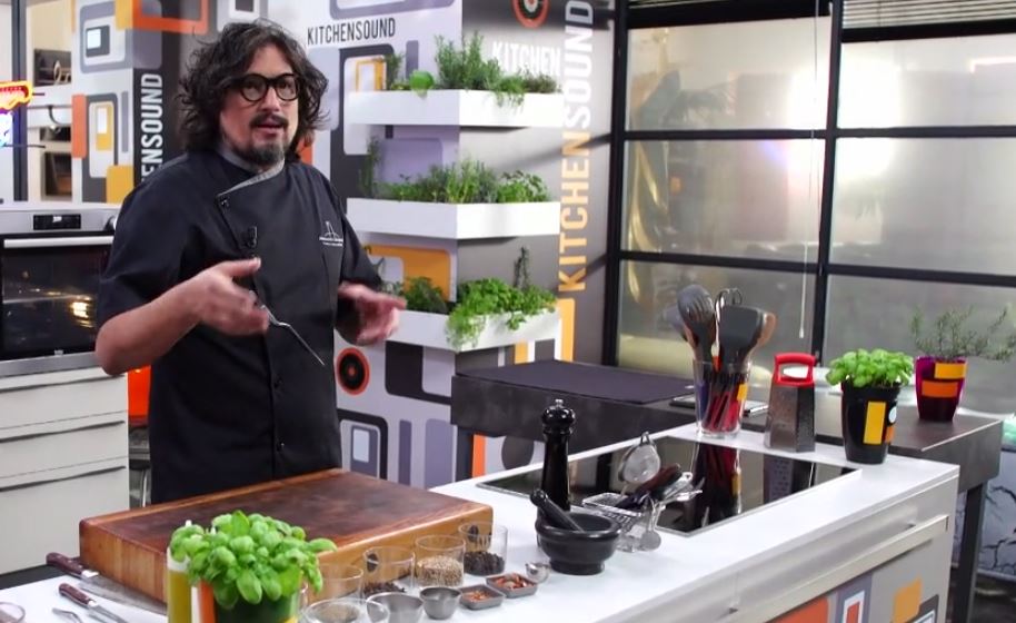 Alessandro Borghese Kitchen Sound, et voilà la tiella alla cilentana!