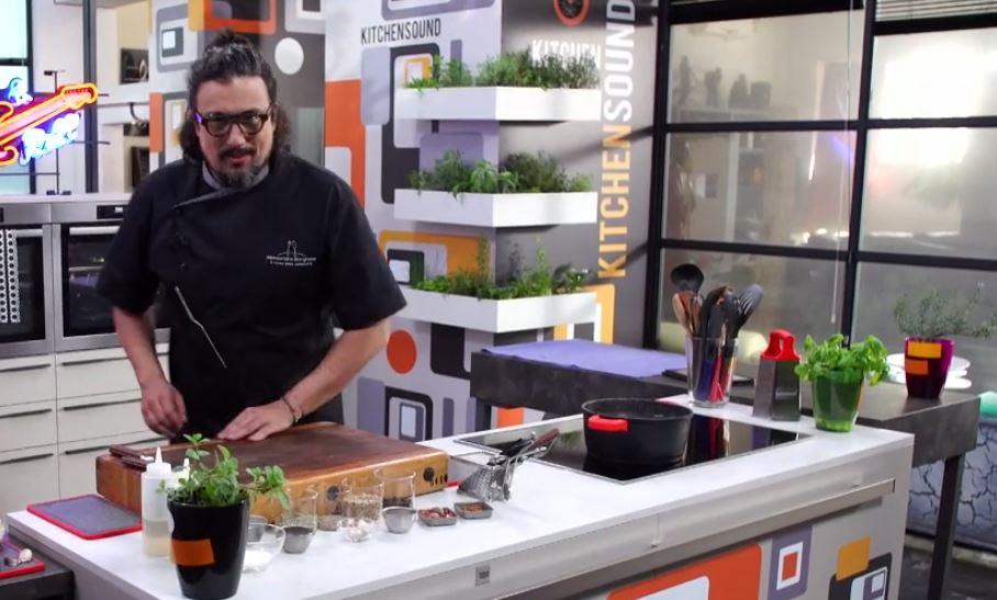 Alessandro Borghese Kitchen Sound, lumaconi con noci e gorgonzola VIDEO