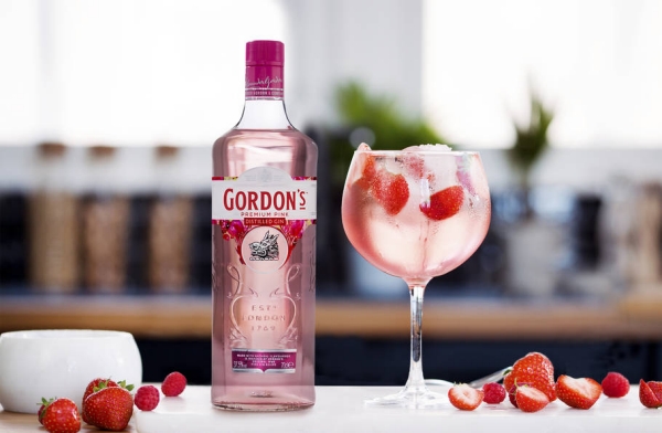 Arriva il nuovo Gordon's Premium Pink Distilled Gin