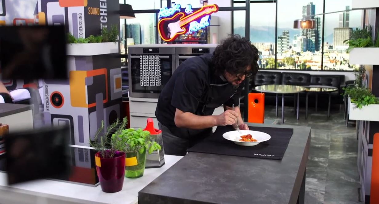 Alessandro Borghese Kitchen Sound: dagli anni '80, pennette alla vodka