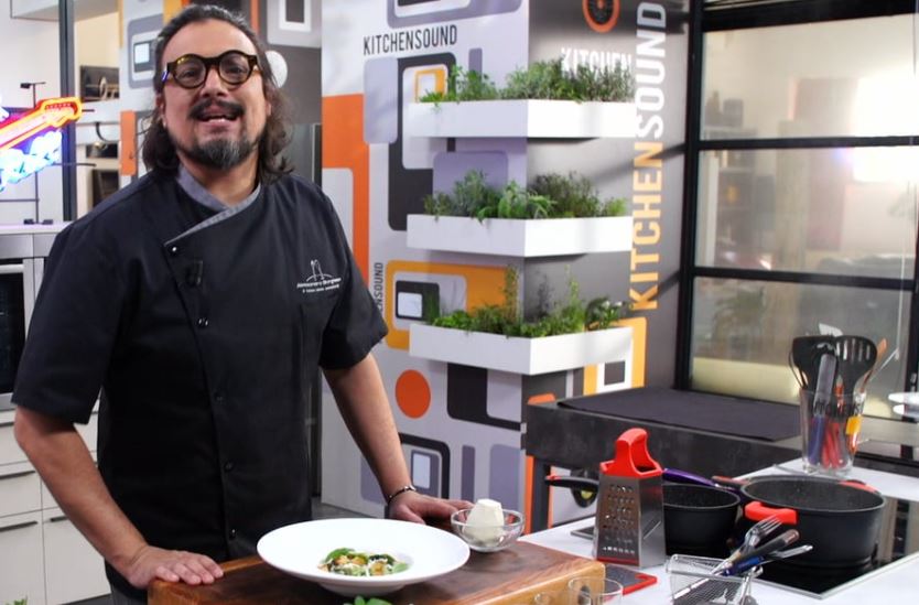 Alessandro Borghese Kitchen Sound, la storica minestra maritata. VIDEO