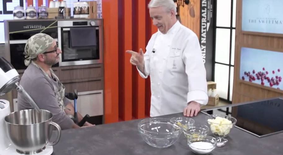 Iginio Massari The Sweetman, la crostata noci, cioccolato e caramello