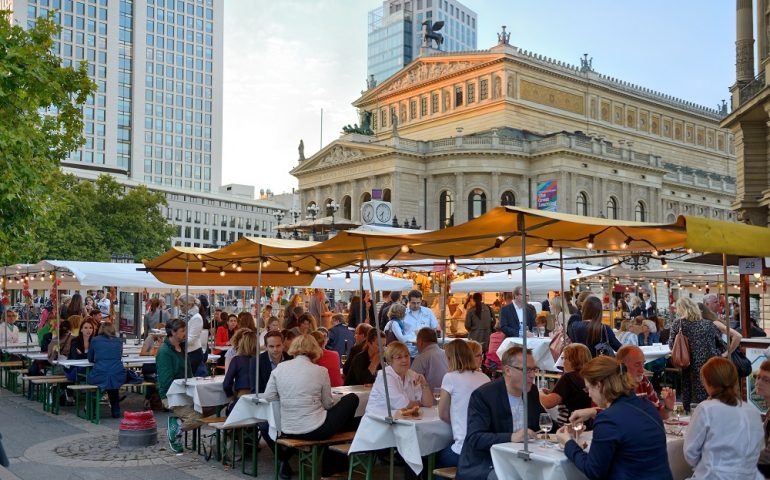 Gastronomia a Francoforte? Street food, ristoranti, mercati all’aperto