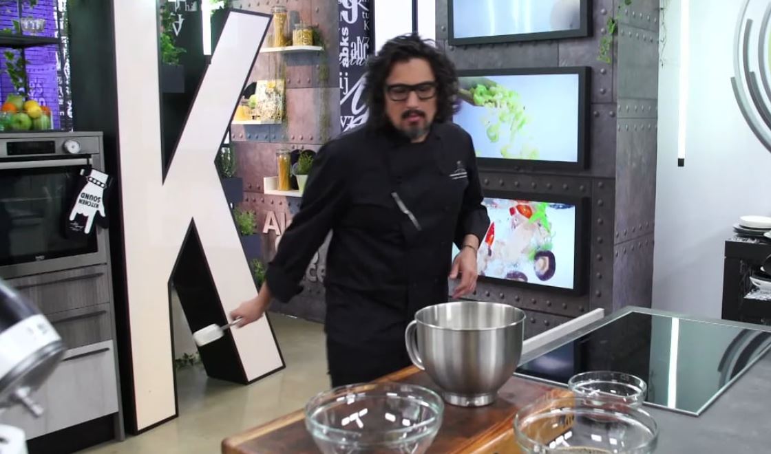 Alessandro Borghese Kitchen Sound, il tiramisù dello chef. VIDEO