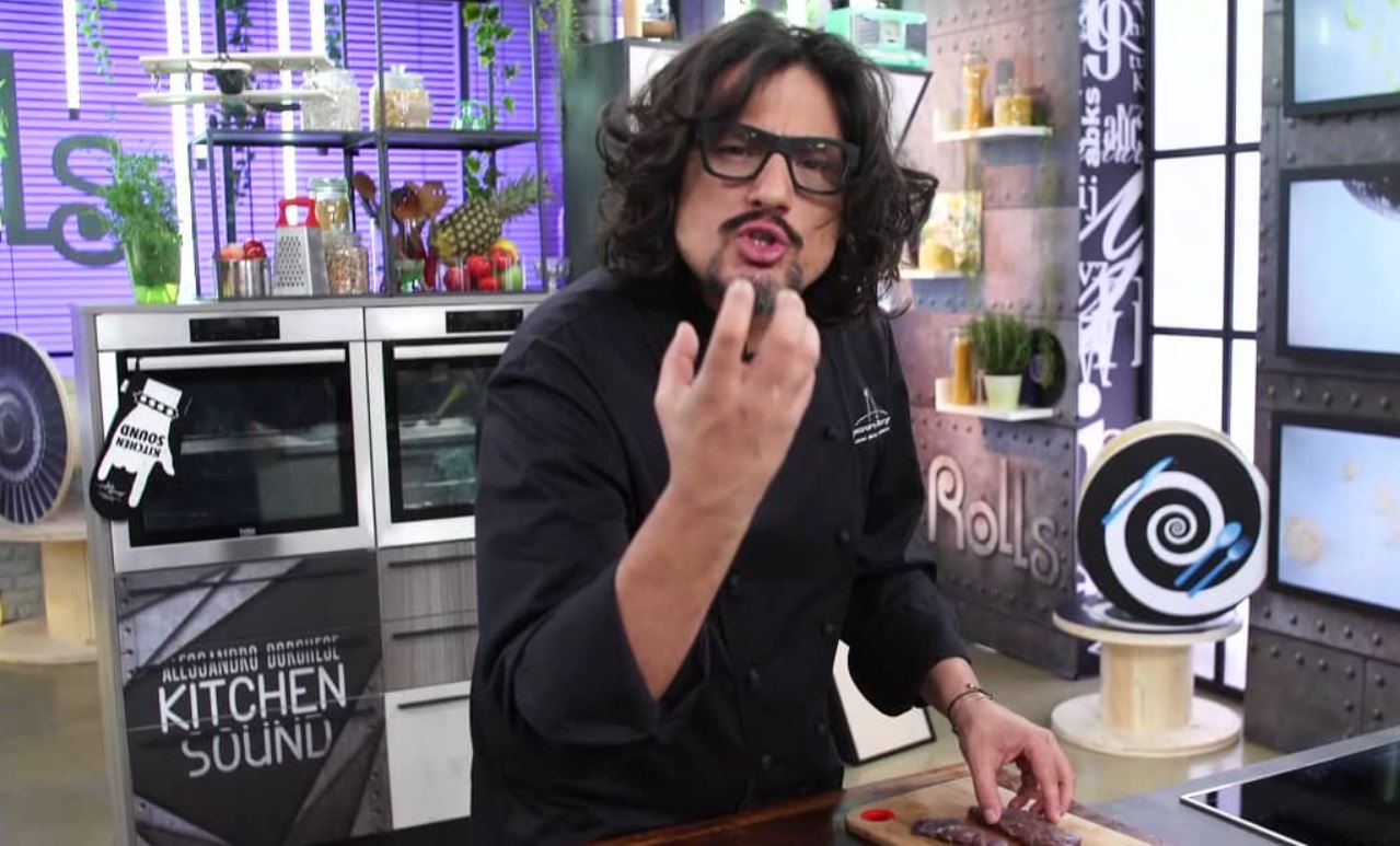 Alessandro Borghese Kitchen Sound, rolls di anatra e foie gras. VIDEO