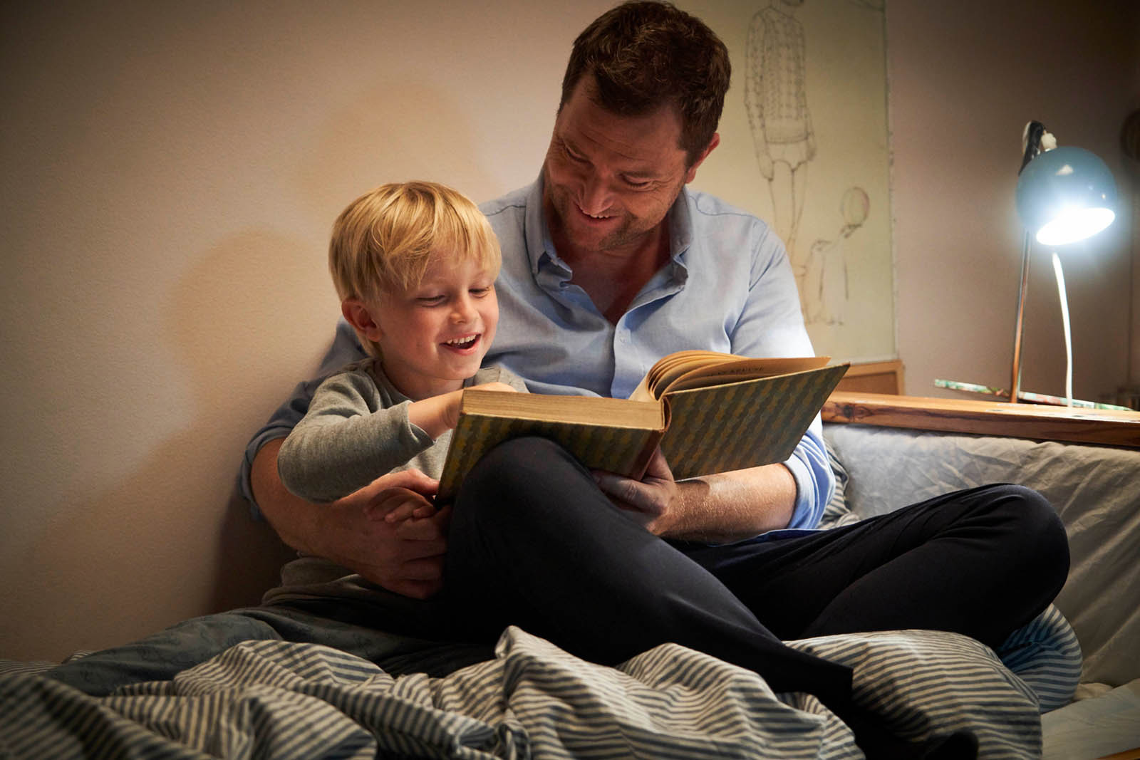 Il nuovo spot Ricola racconta un universo di benessere e bontà. VIDEO