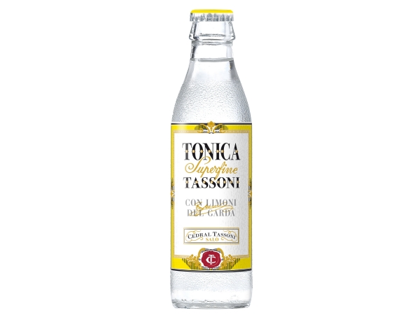 Tassoni presenta l'acqua tonica Superfine con Limoni del Garda