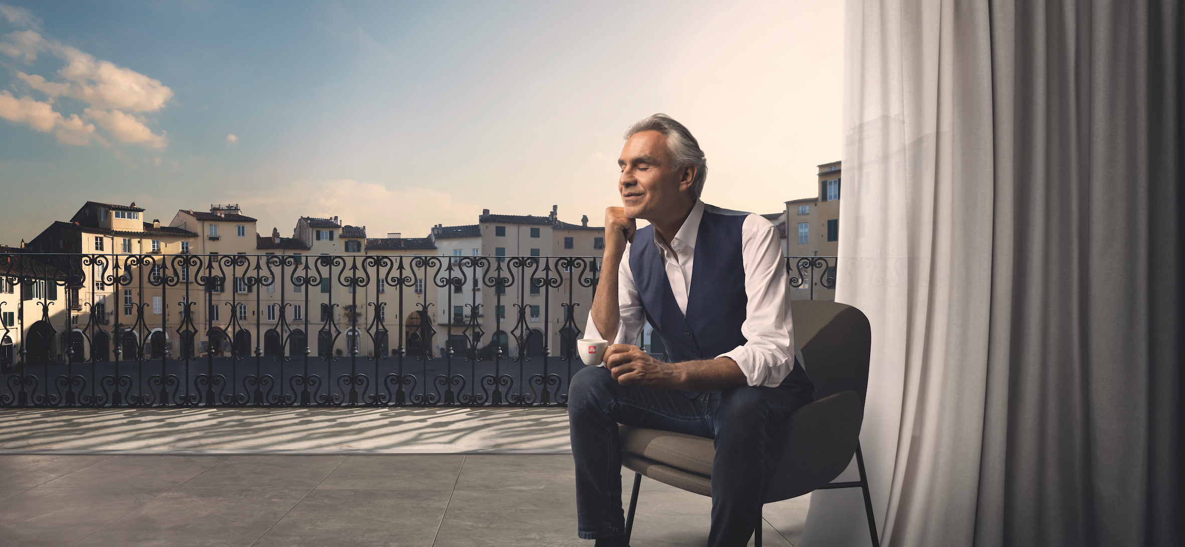 Illycaffè, campagna per le capsule in alluminio con Andrea Bocelli