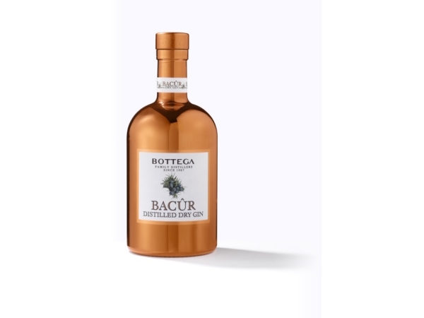 Gin Bacûr, estate a tutto tondo