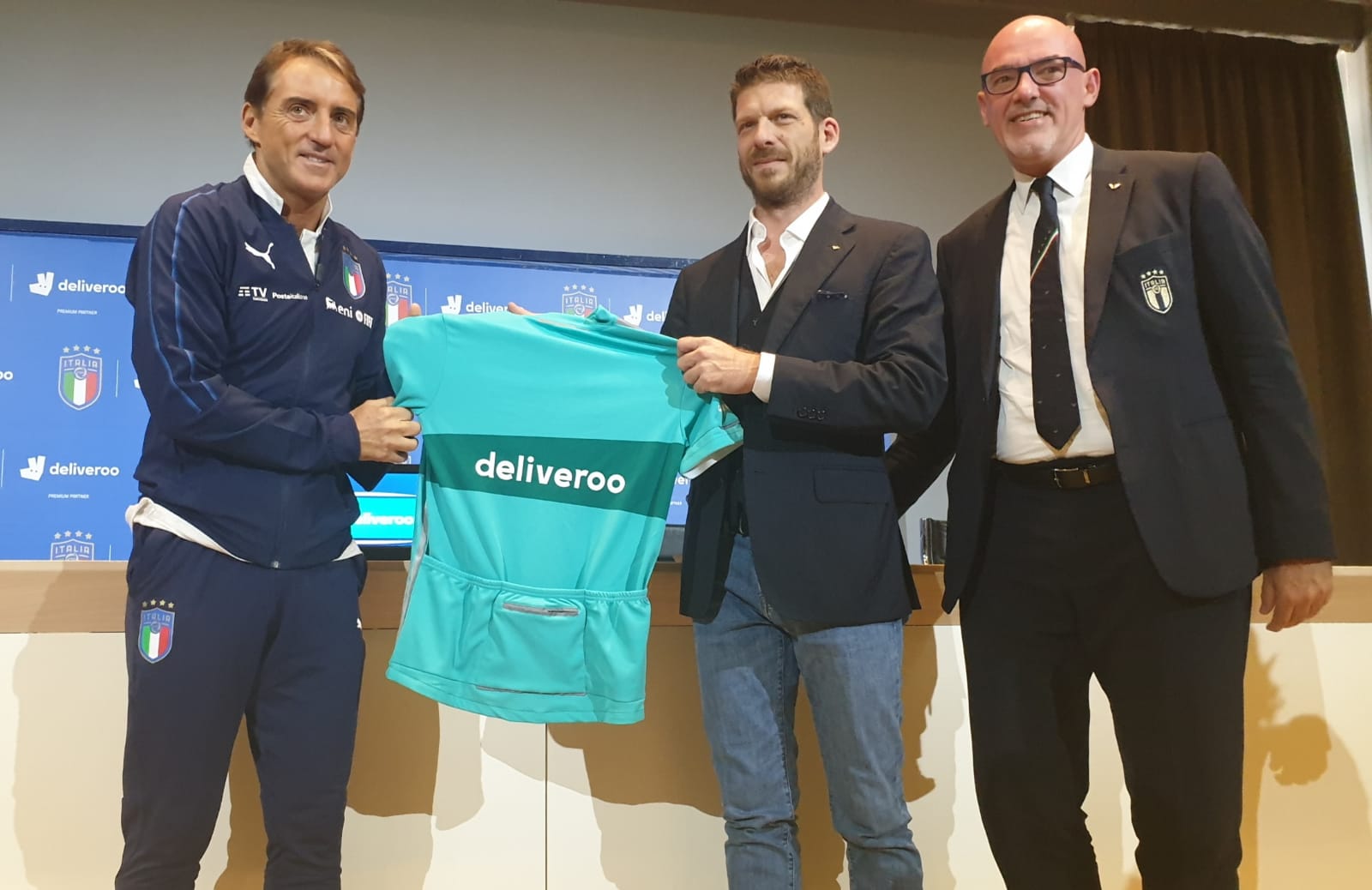 Deliveroo, nuovi investimenti in Italia. Superate le 100 città servite