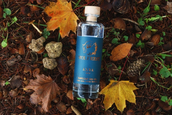 Dalle Langhe arriva Wolfrest Alba, il Gin al tartufo bianco di Alba