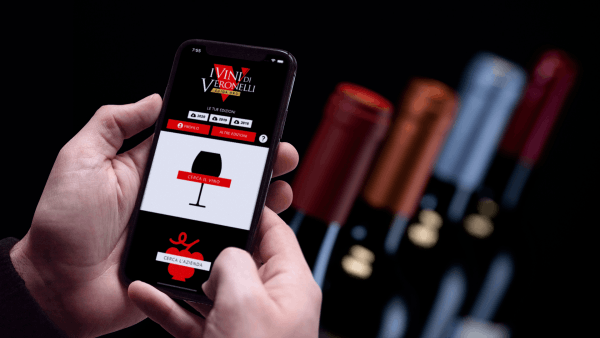 I Vini di Veronelli: una nuova app per la Guida Oro ai Vini d'Italia