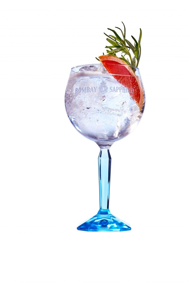 Bombay Sapphire, brindisi a creatività con Gin & Tonic Twist ricetta