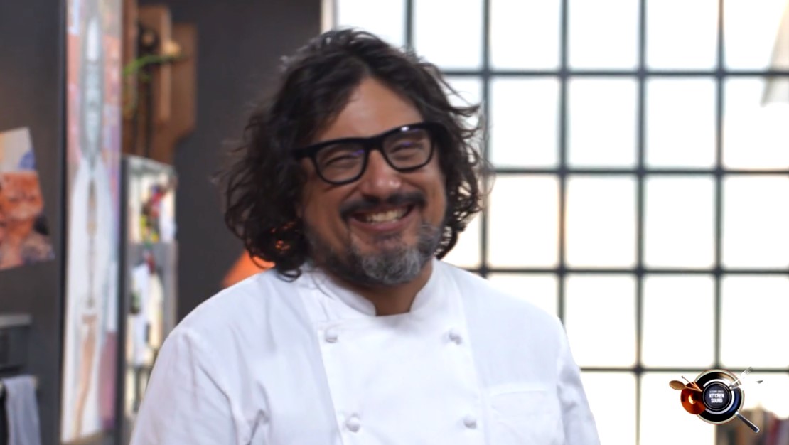 Alessandro Borghese Kitchen Sound, tomahawk di scottona in 2 cotture