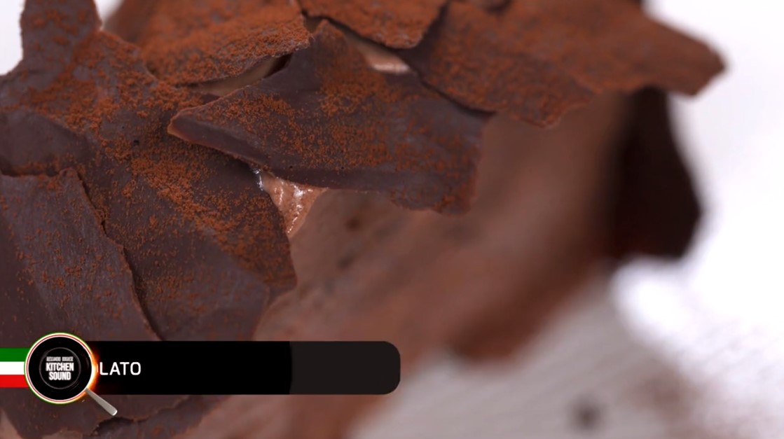 Alessandro Borghese Kitchen Sound, semifreddo al cioccolato. IL VIDEO