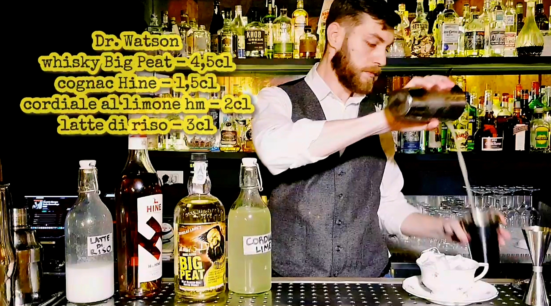 Drink tutorial il Dr. Watson del Gipsy Bar di Roma con cognac e whisky