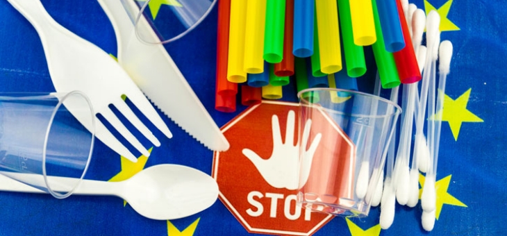 Stop alla plastica monouso anche in Italia, ma con due eccezioni