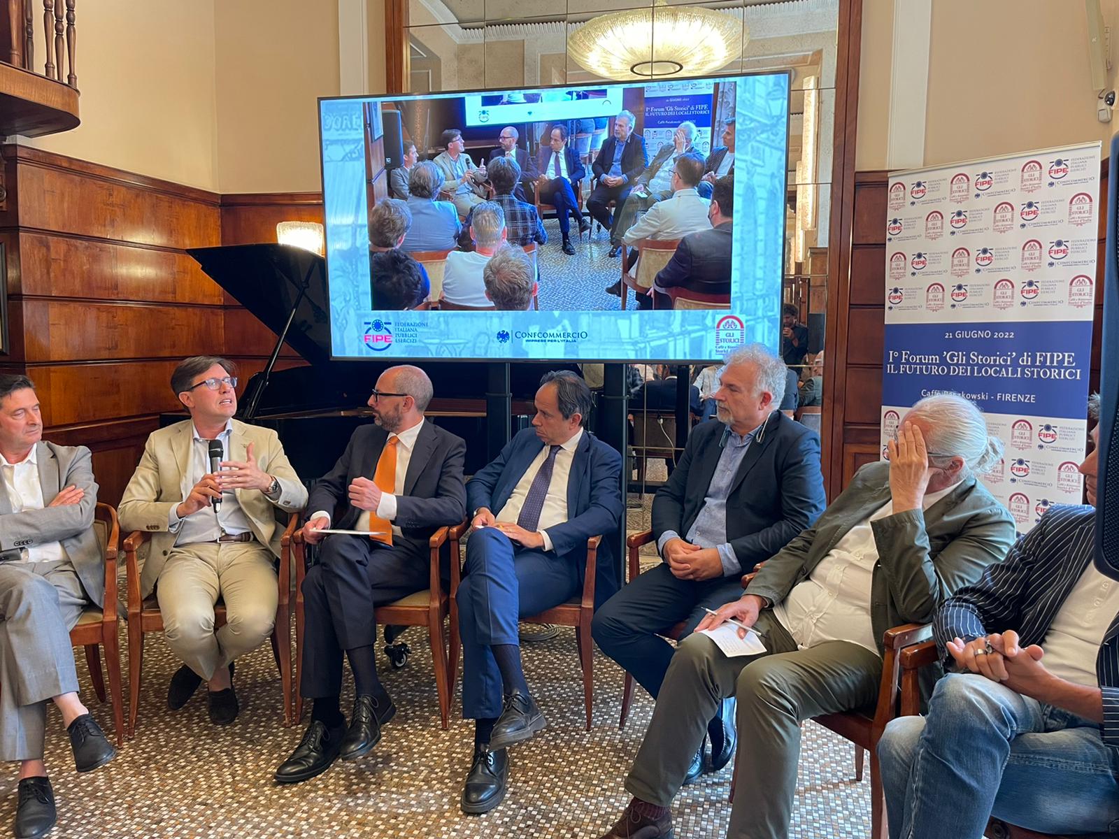 A Firenze il primo incontro nazionale per valorizzare i locali storici